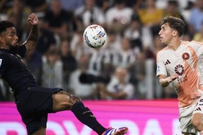 开云-关于尤文图斯门将连续比赛零封对手，展现出色守门表现的信息