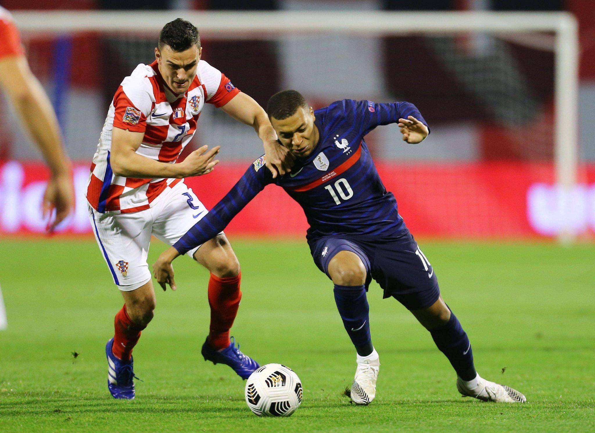 开云-力压竞争对手，巴伦西亚欲在客场战胜巴塞罗那的简单介绍  第1张